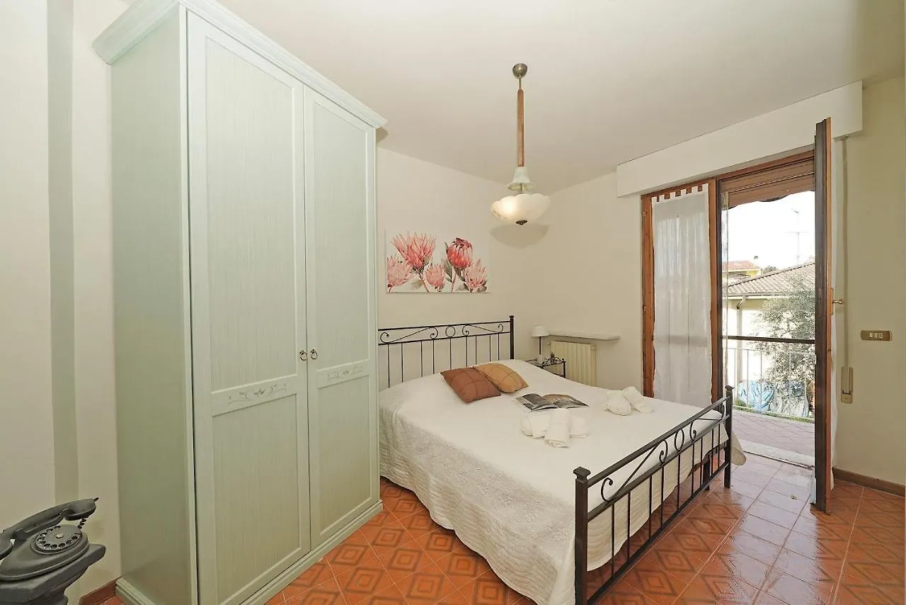 Casa Peler - Gardagate Apartment Toscolano Maderno 0*,  Italy